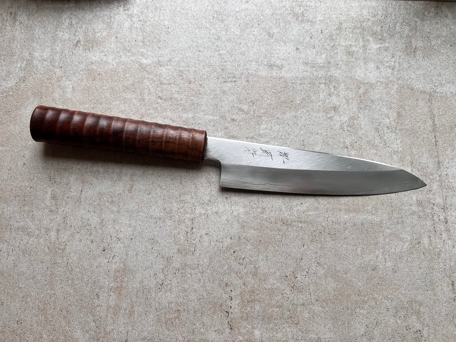 KxK Ginsan Gyuto 180mm Walnut/L Limited - Japanilainen Keittiöveitsi