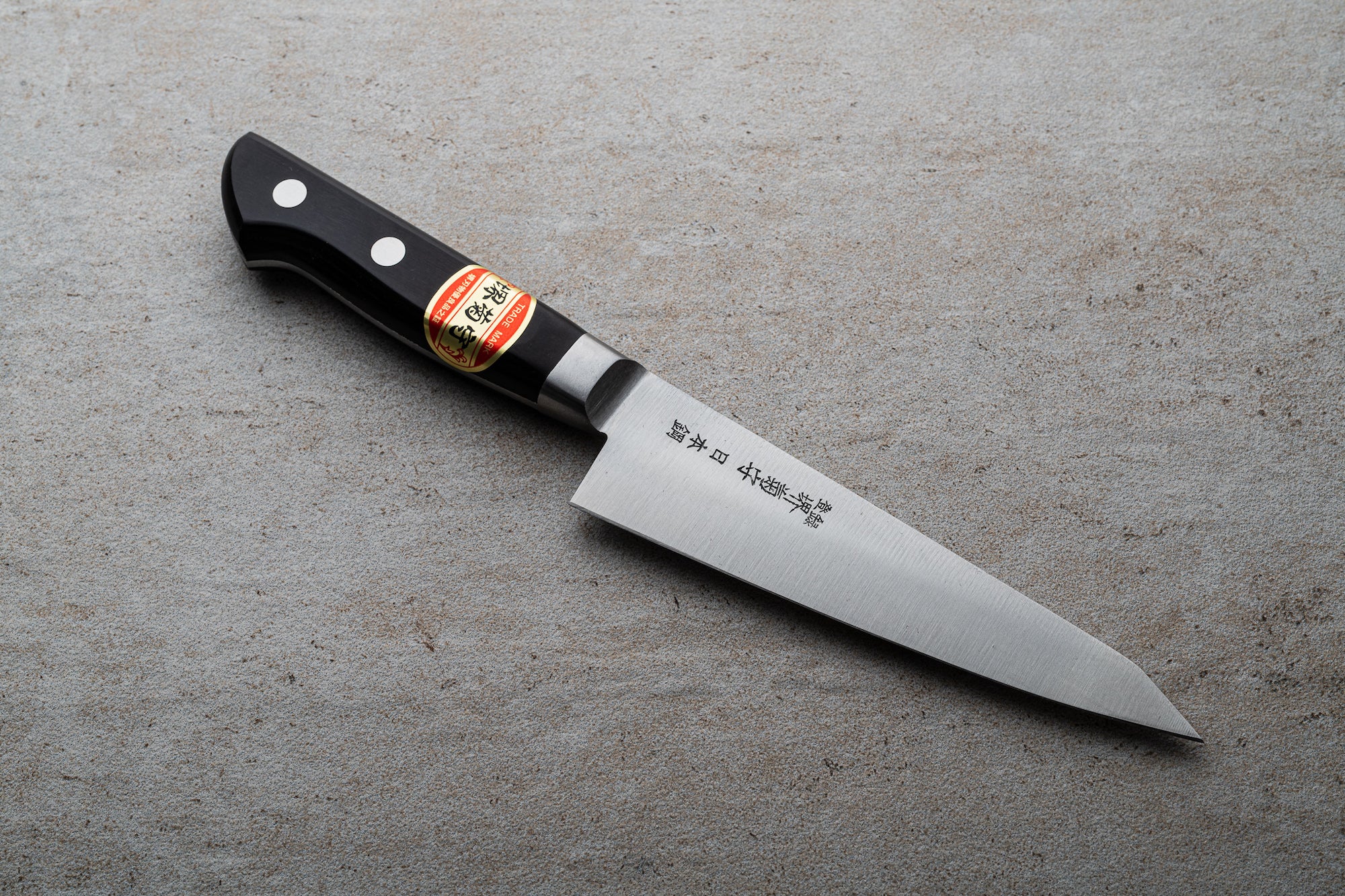 Nihonko Honesuki Kaku 150mm – Japanese kitchen knife